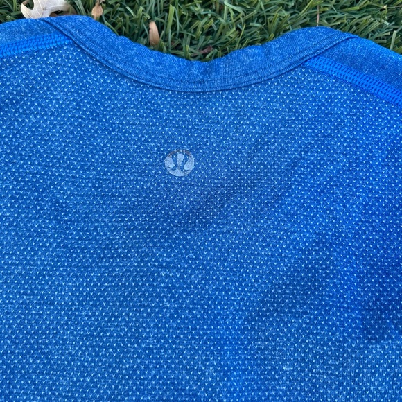 Lululemon Metal Vent Tech Long Sleeve Shirt - Picture 5 of 5